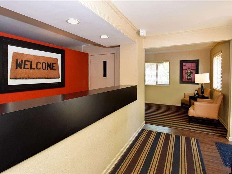 Suburban Studios Copley Akron West Esterno foto