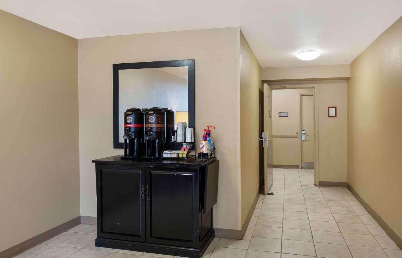 Suburban Studios Copley Akron West Esterno foto