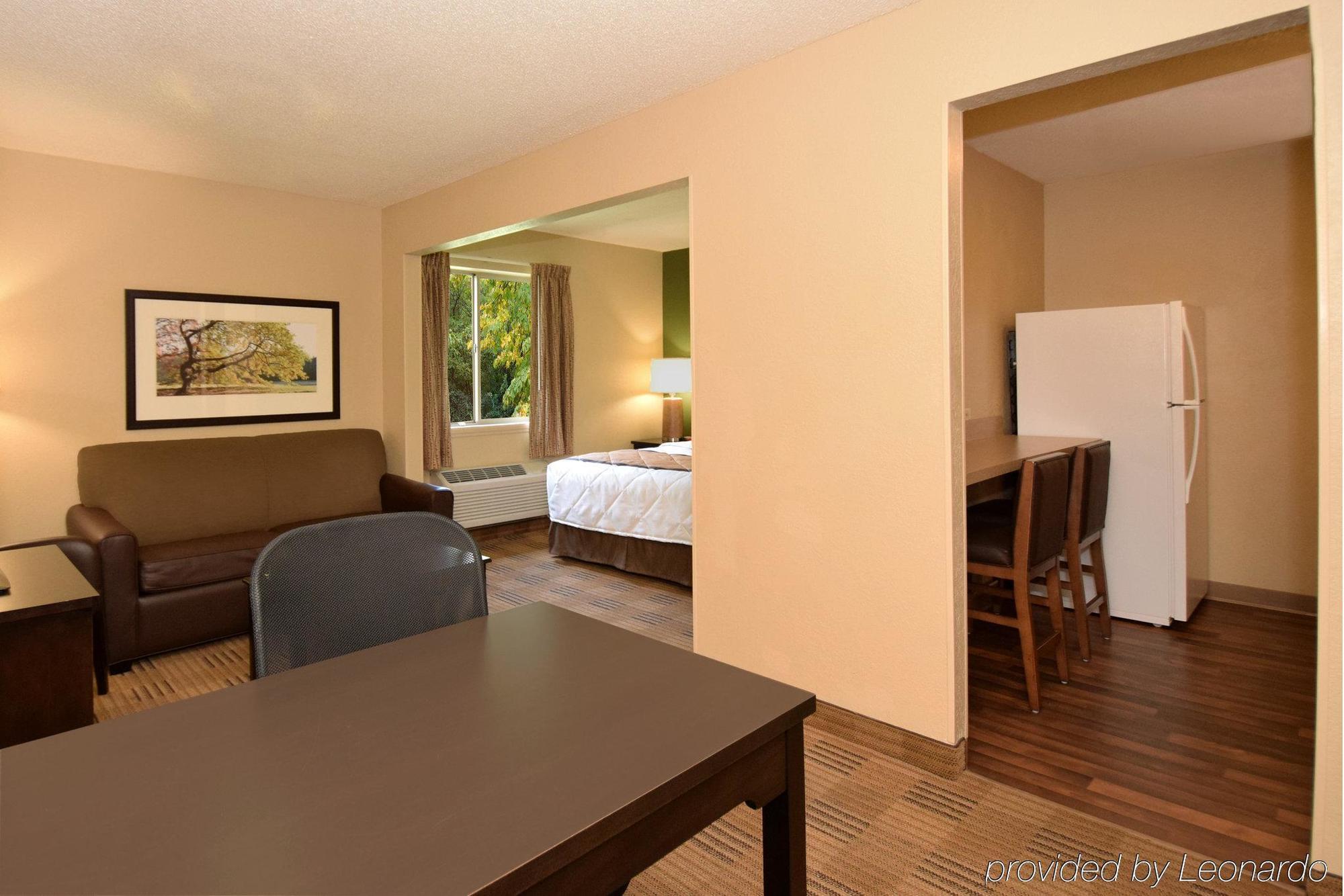 Suburban Studios Copley Akron West Esterno foto